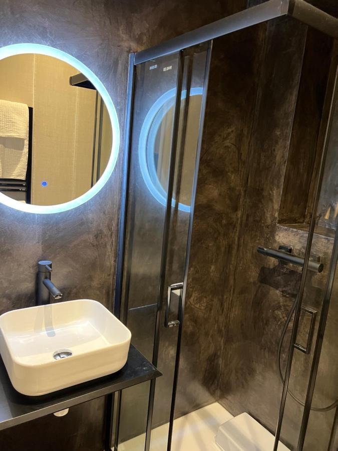 Luxury Decorated Studio, On Trendy Harbor Port Lympia, Close To Old Town, And Tramway Nizza Kültér fotó